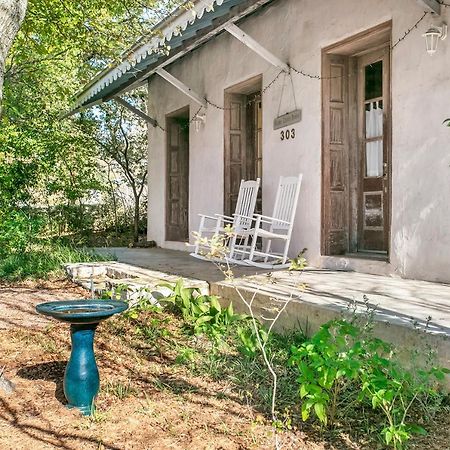 Adams Travis - 1B1Ba, Pet Friendly With Fee, Walk To Main Villa Fredericksburg Exterior photo